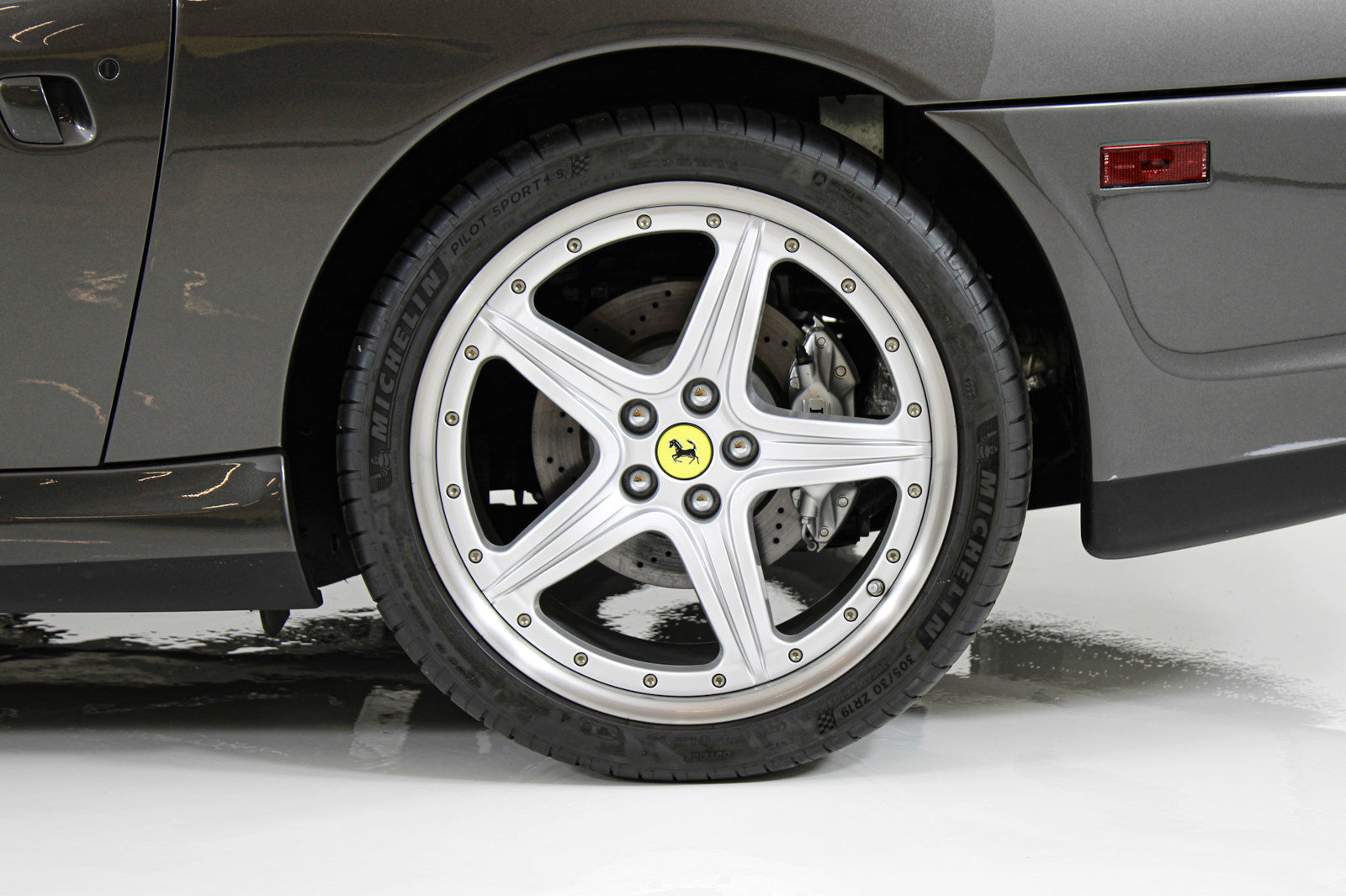 Used 2003 Ferrari 575M Maranello RWD image 18