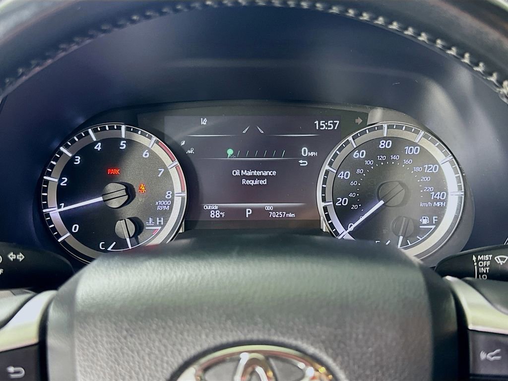 Used 2024 Toyota Highlander XLE image 22