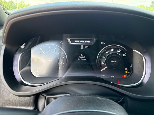 New 2026 RAM 1500 Big Horn AWD/4WD image 12