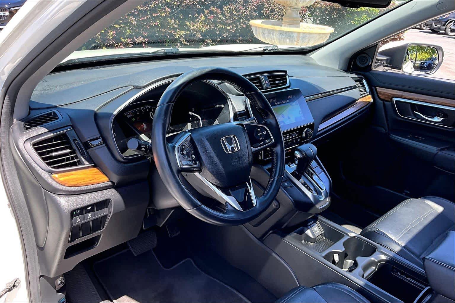 Used 2018 Honda CR-V Touring image 18