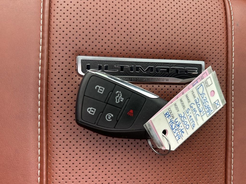 Used 2024 GMC Sierra 2500 Denali Ultimate image 41