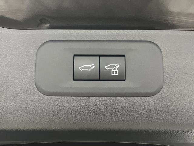 Used 2025 Lexus TX 500h AWD image 16