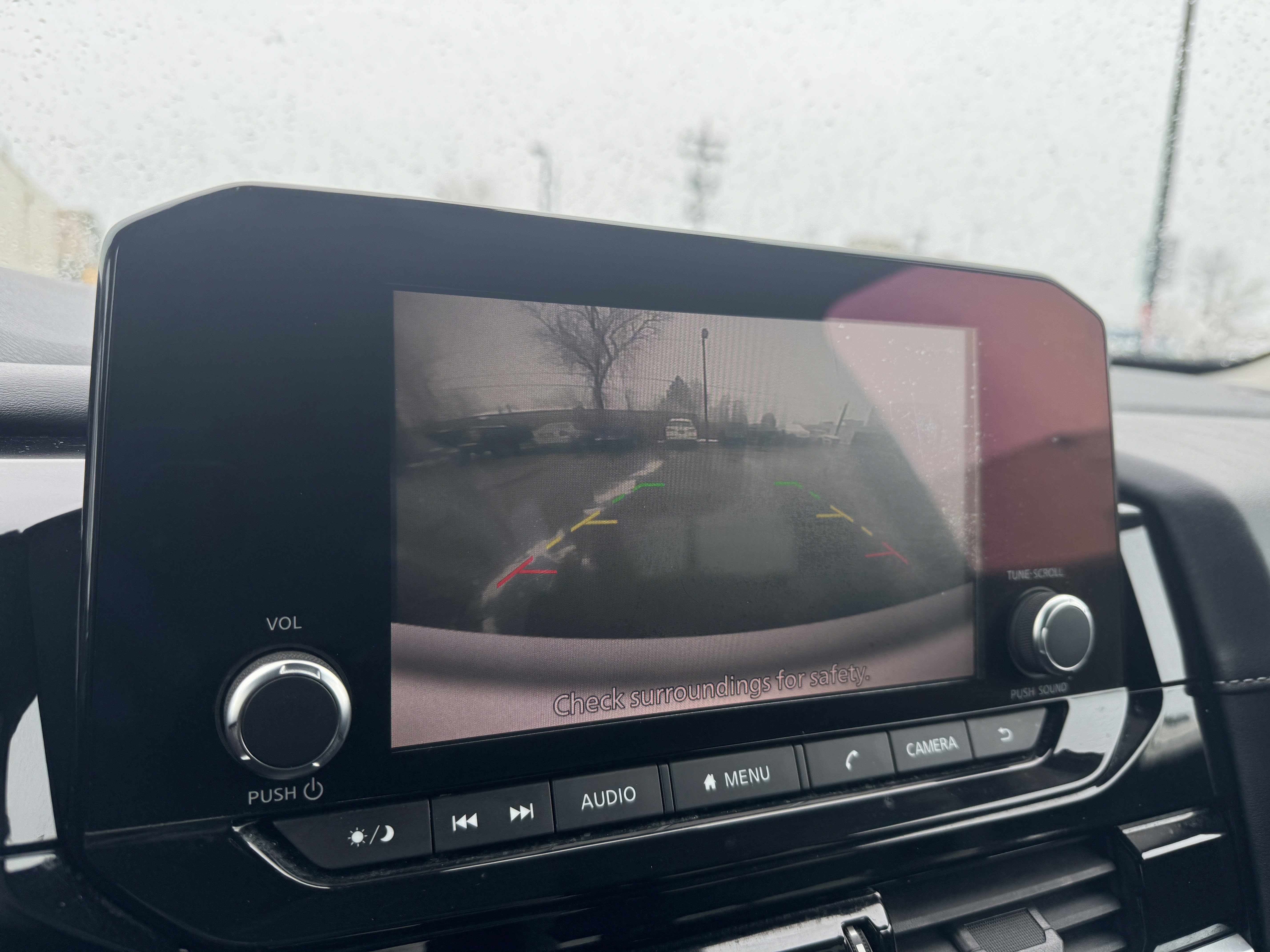 Used 2022 Nissan Pathfinder SV image 25