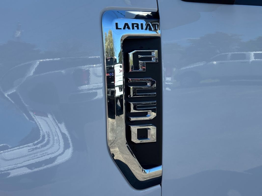 Used 2022 Ford F250 Lariat image 11