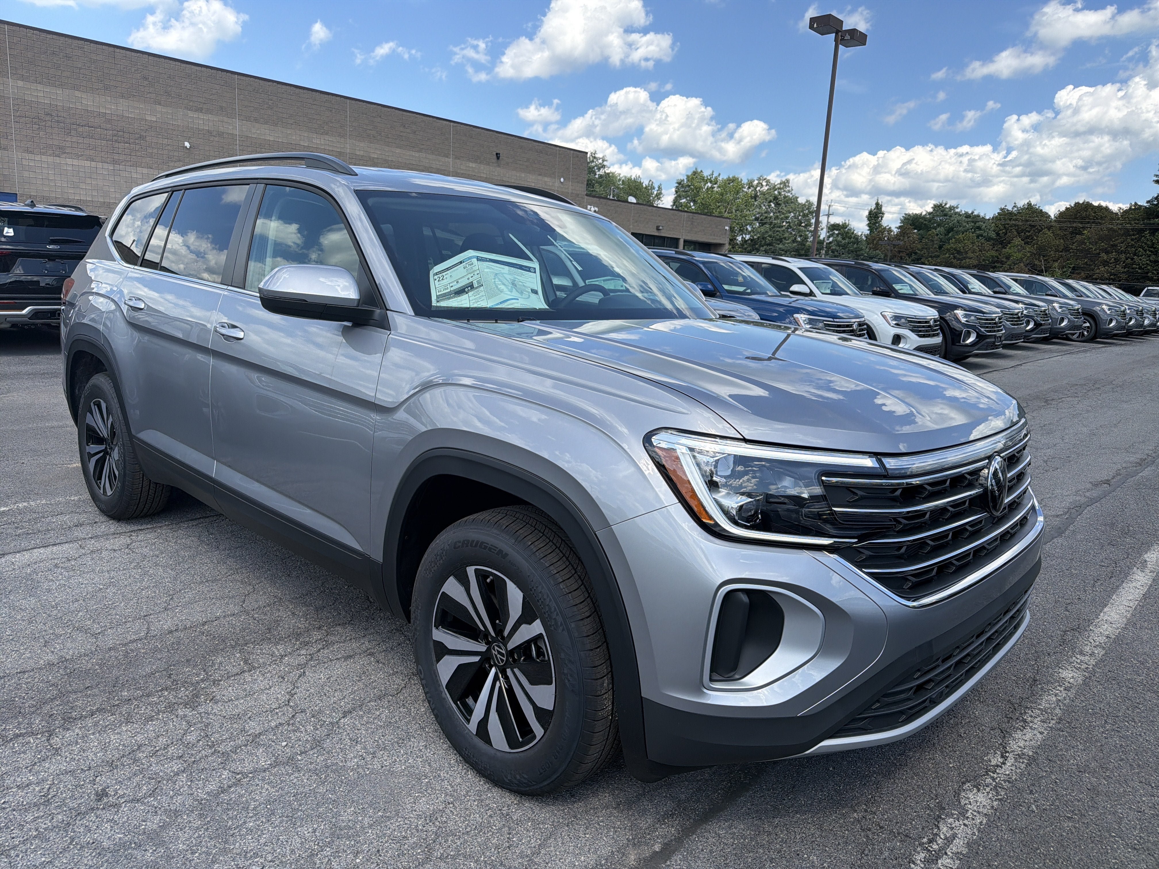 New 2026 Volkswagen Atlas SE AWD/4WD image 2