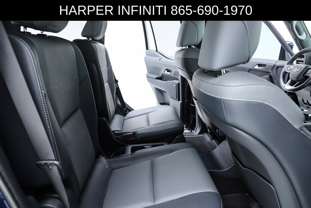 Used 2024 Lexus GX 550 w/ Accessory Package (2T) AWD/4WD image 38