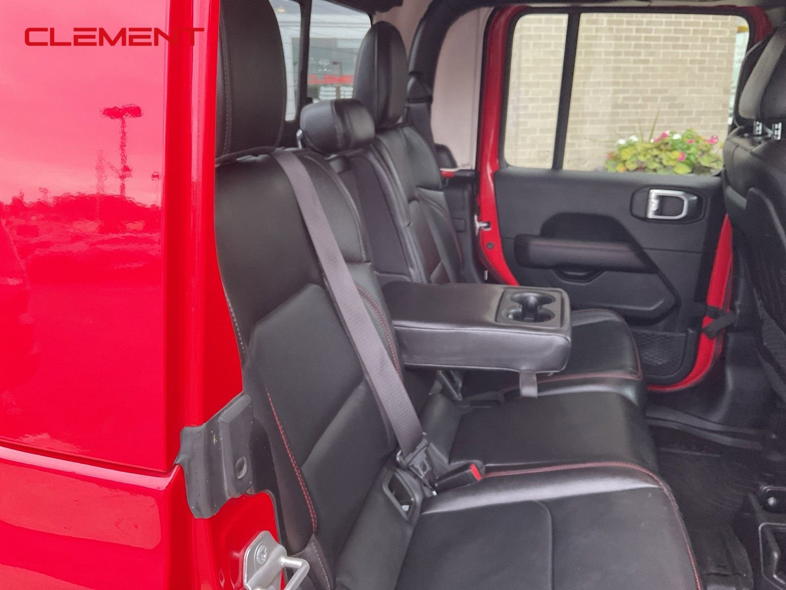 Used 2021 Jeep Gladiator Rubicon w/ Uconnect 4C Nav & Sound Group image 28