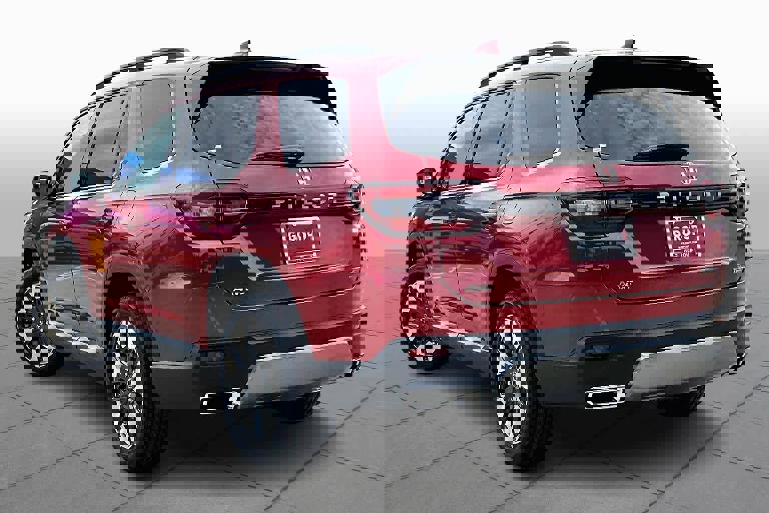 Used 2026 Honda Pilot Touring image 11