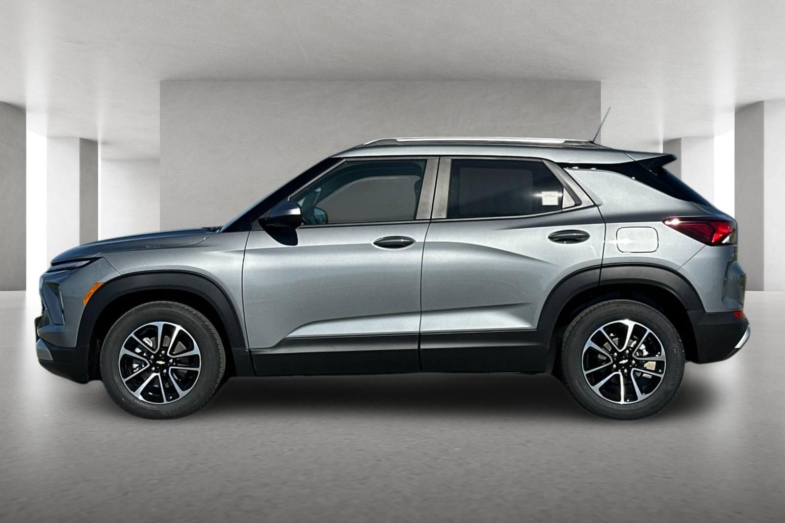 New 2026 Chevrolet TrailBlazer LT w/ LT Cold Weather Package FWD image 7