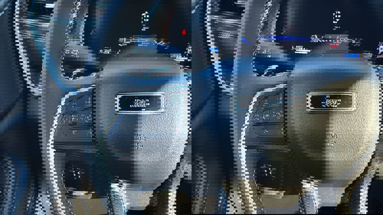 Used 2023 Jeep Grand Cherokee Altitude image 22