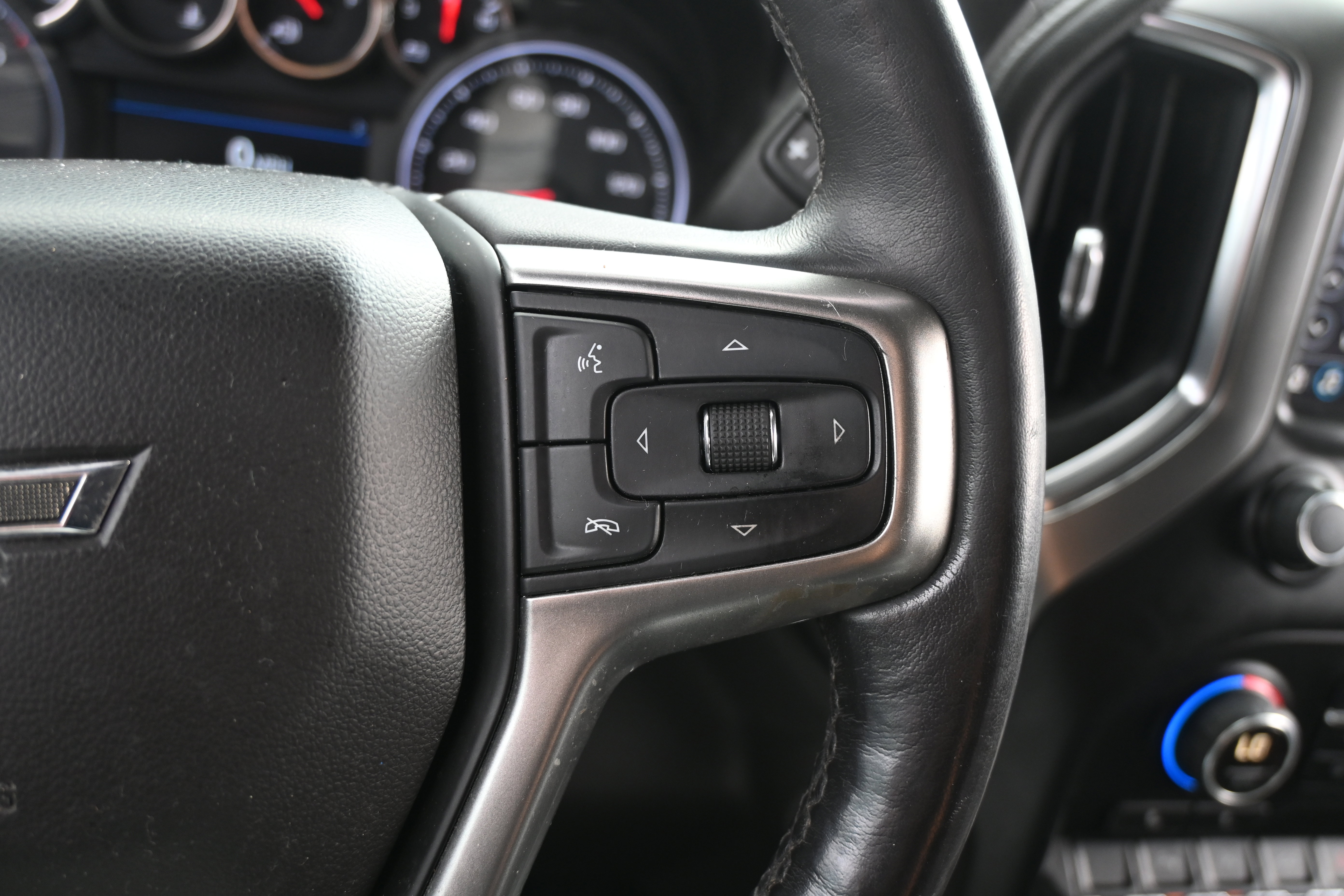 Used 2019 Chevrolet Silverado 1500 RST w/ All-Star Edition AWD/4WD image 21