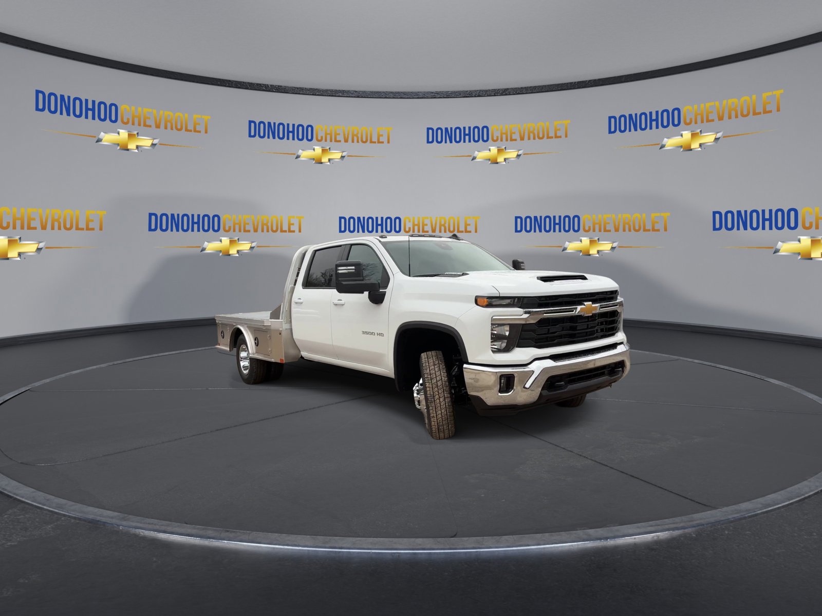 New 2026 Chevrolet Silverado 3500 LT w/ Convenience Package image 6