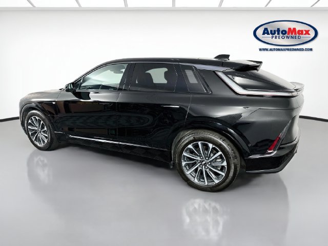 Used 2024 Cadillac Lyriq Sport AWD/4WD image 6