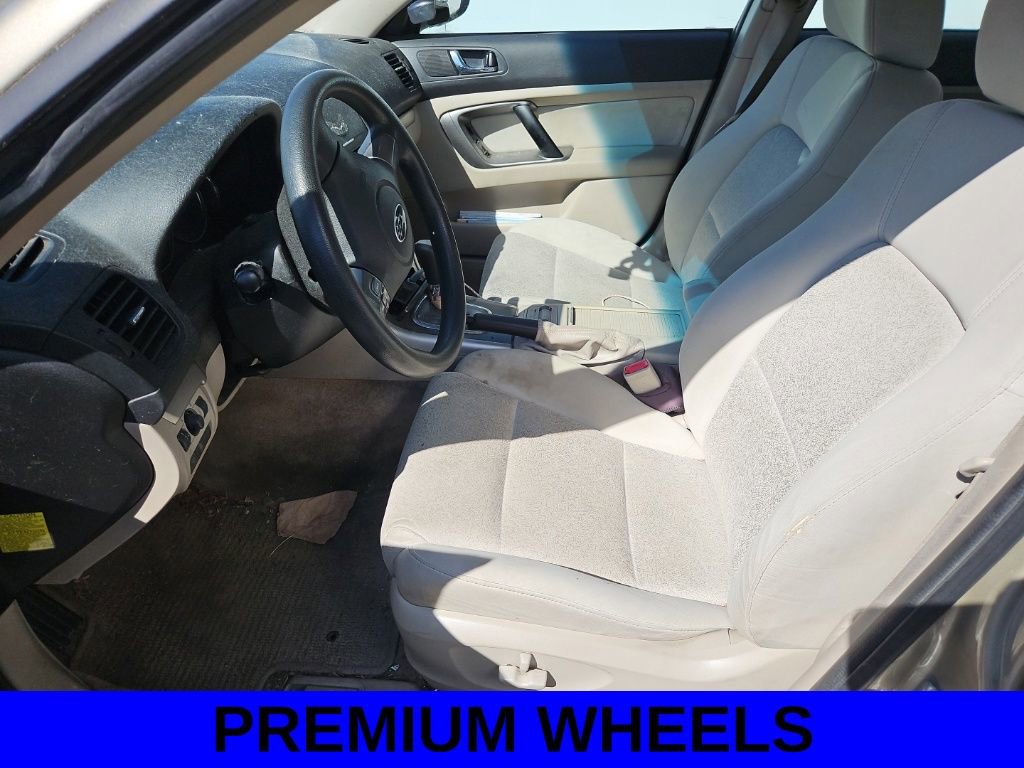 Used 2008 Subaru Outback 2.5i AWD/4WD image 5