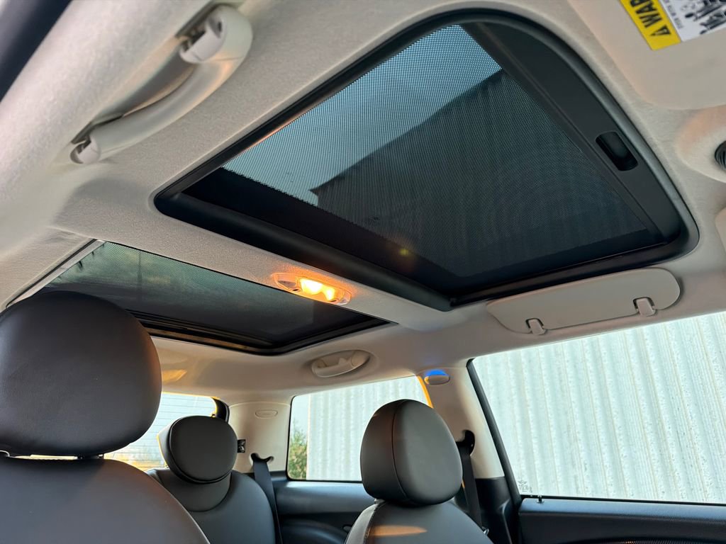 Used 2012 MINI Cooper S image 13