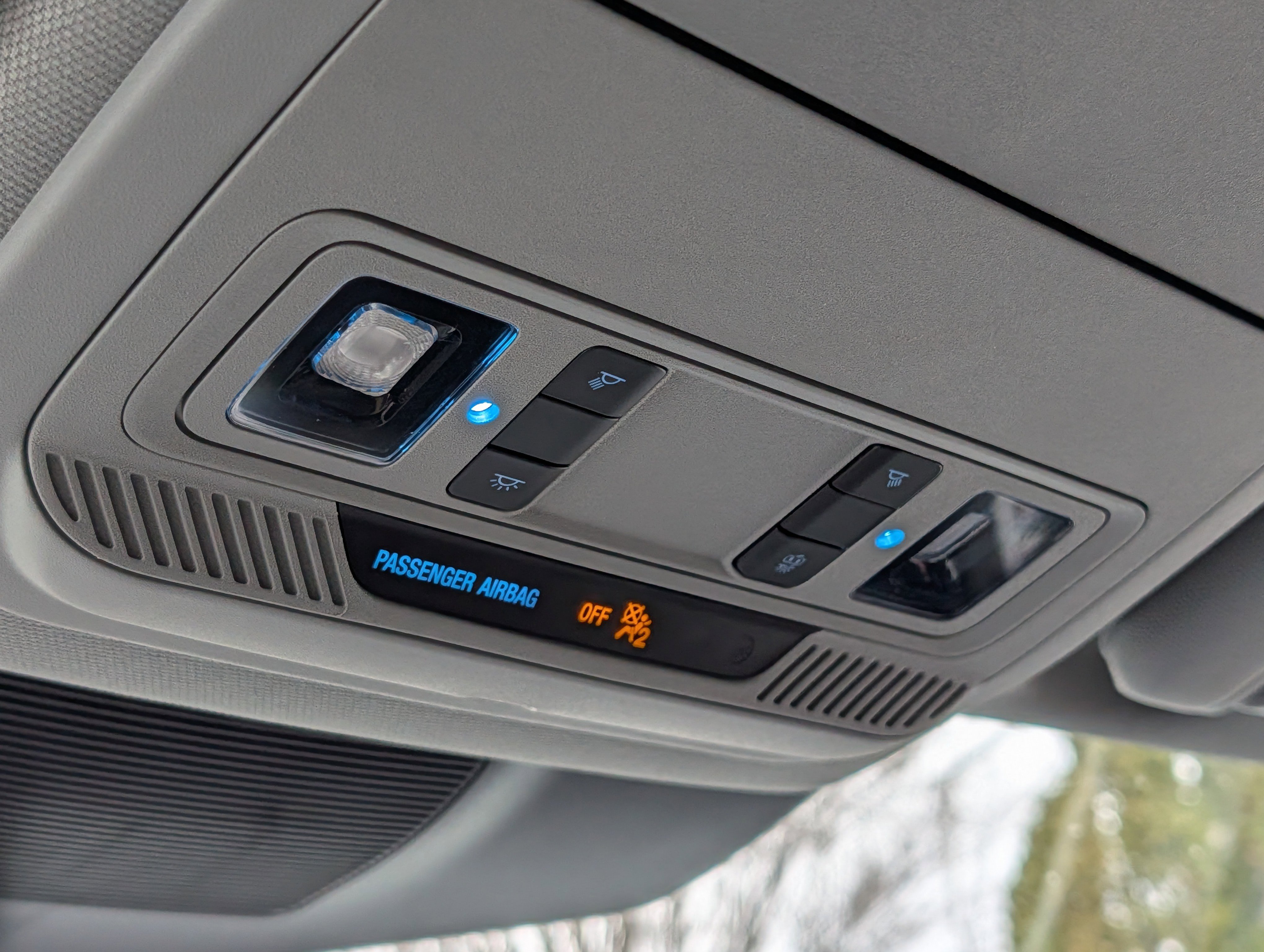 Used 2023 Ford Explorer XLT w/ Equipment Group 202A image 25