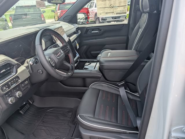 New 2026 GMC Yukon AT4 Ultimate AWD/4WD image 13