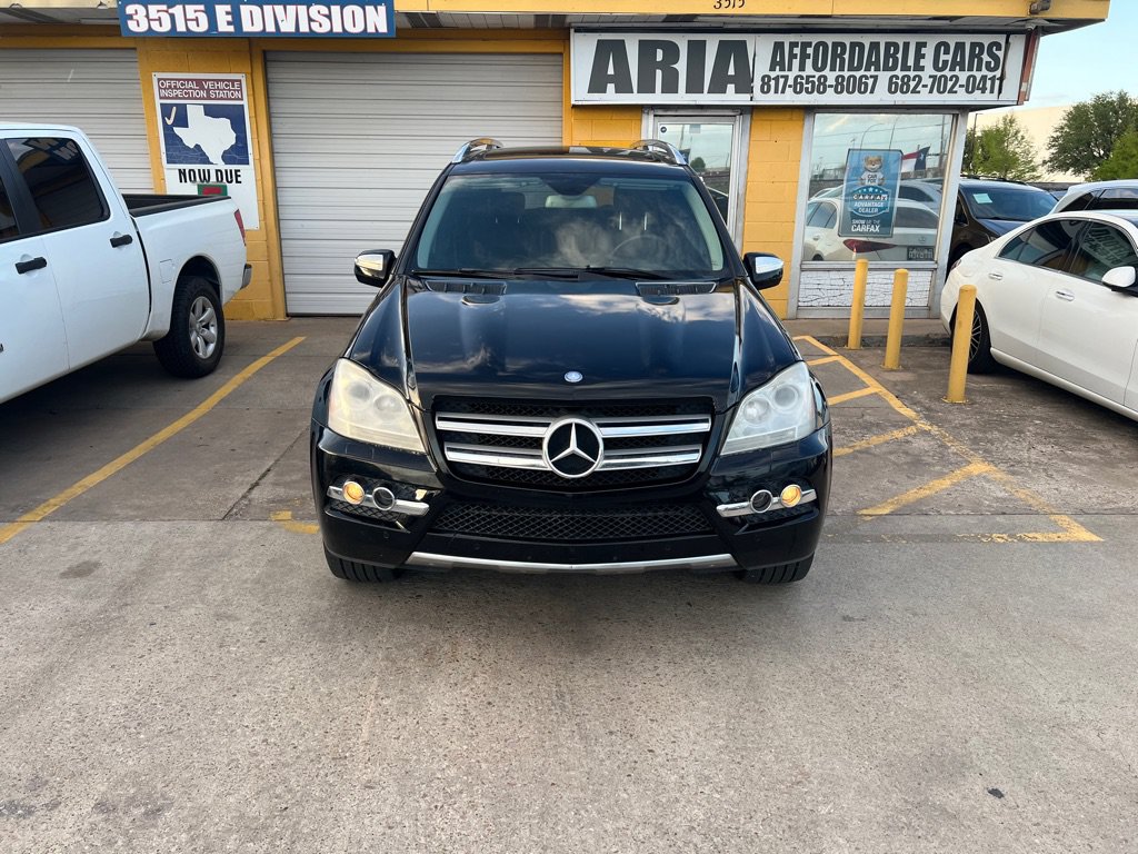 Used 2010 Mercedes-Benz GL 450 4MATIC image 2