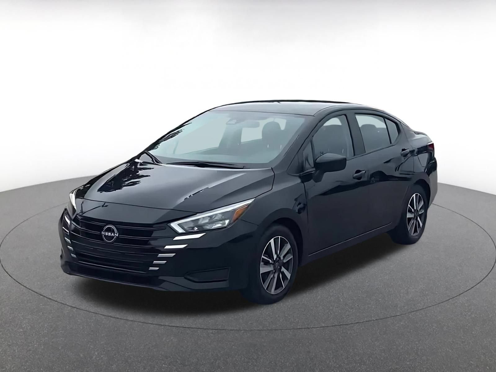 Used 2025 Nissan Versa SV FWD image 6