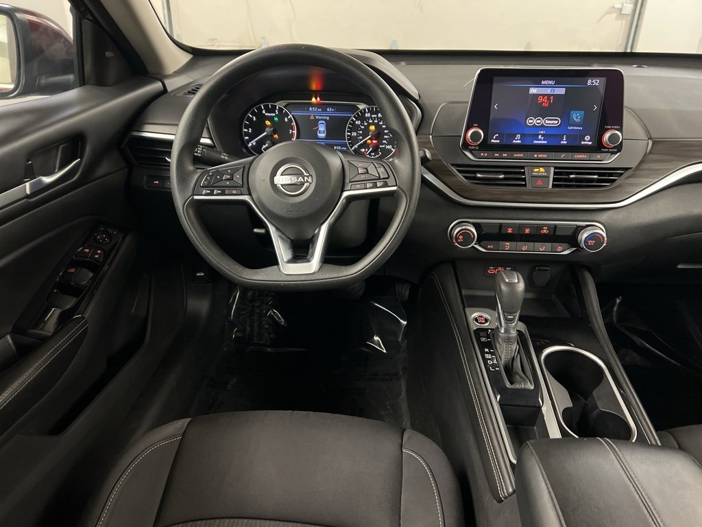 Used 2023 Nissan Altima 2.5 SV image 8