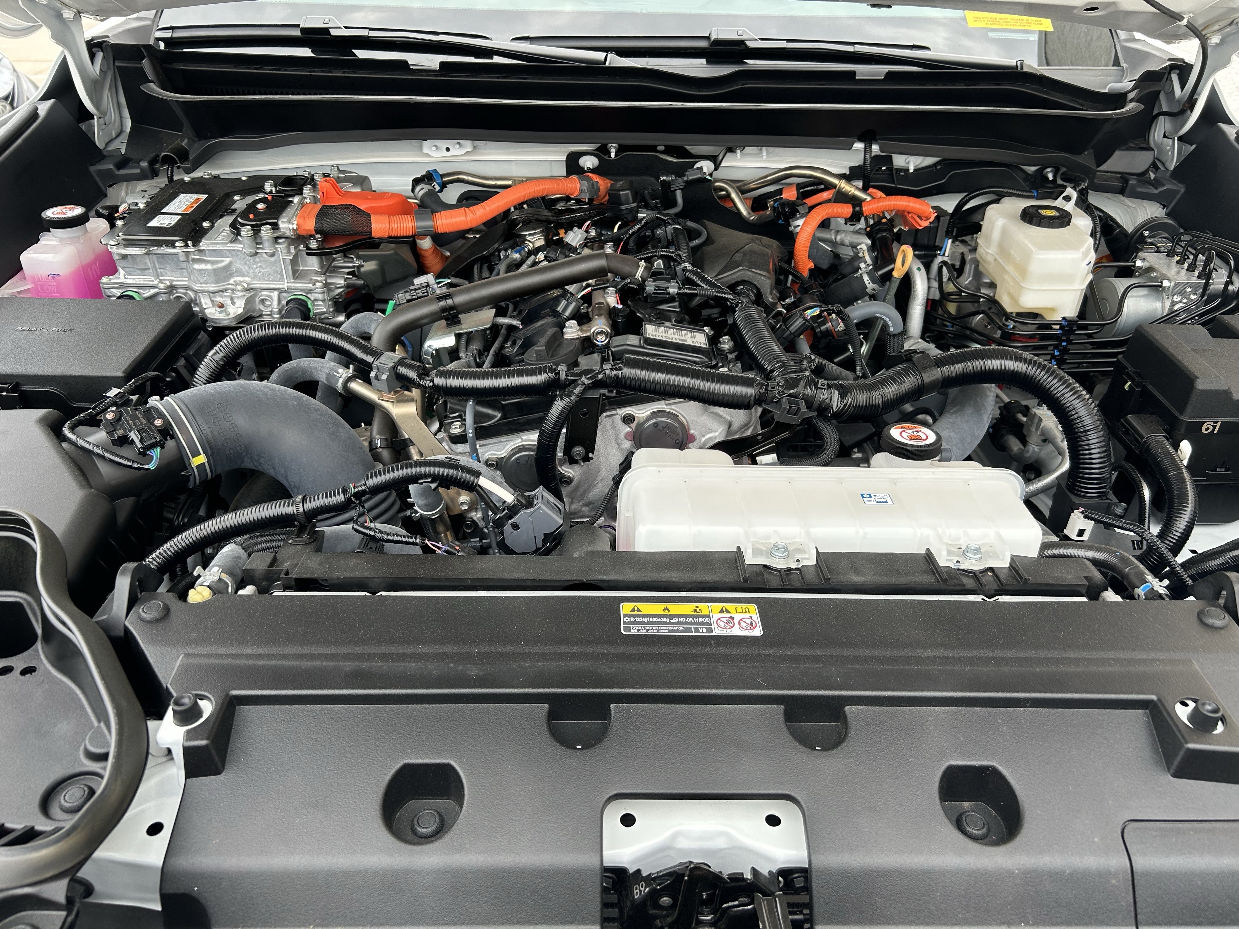 Certified 2025 Toyota Tacoma TRD Sport AWD/4WD image 15