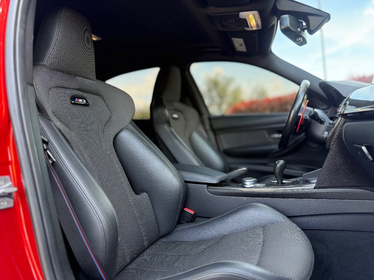 Used 2018 BMW M3 RWD image 23