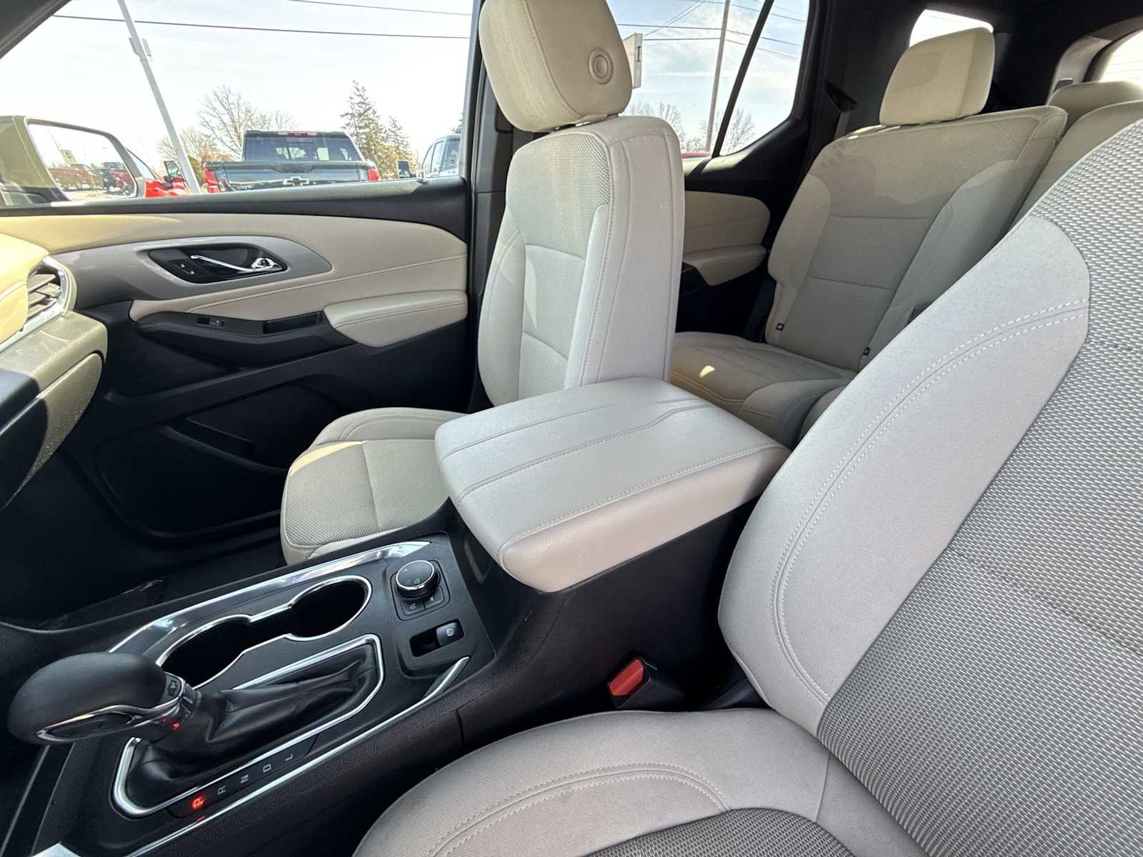 Certified 2022 Chevrolet Traverse LS AWD/4WD image 21