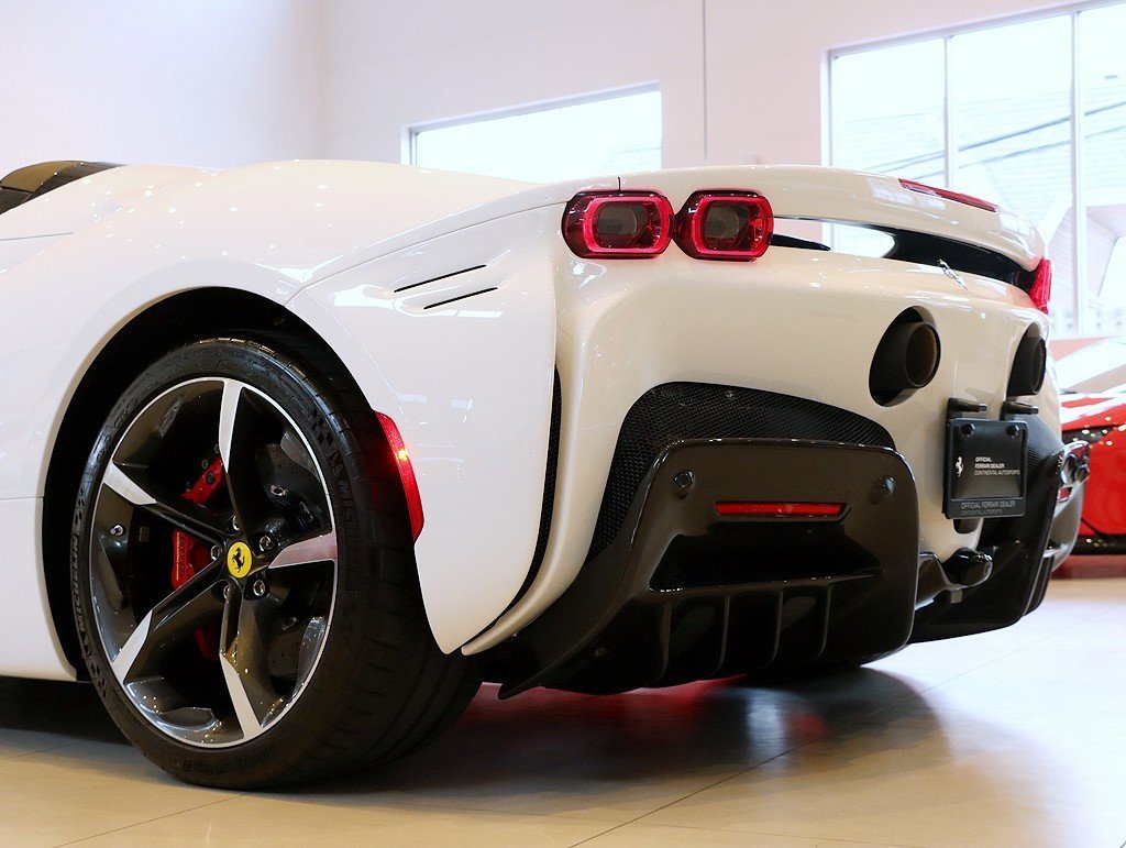 Certified 2024 Ferrari SF90 Spider image 55