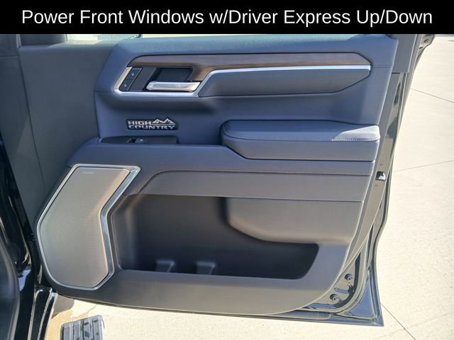 Used 2025 Chevrolet Silverado 1500 High Country image 16