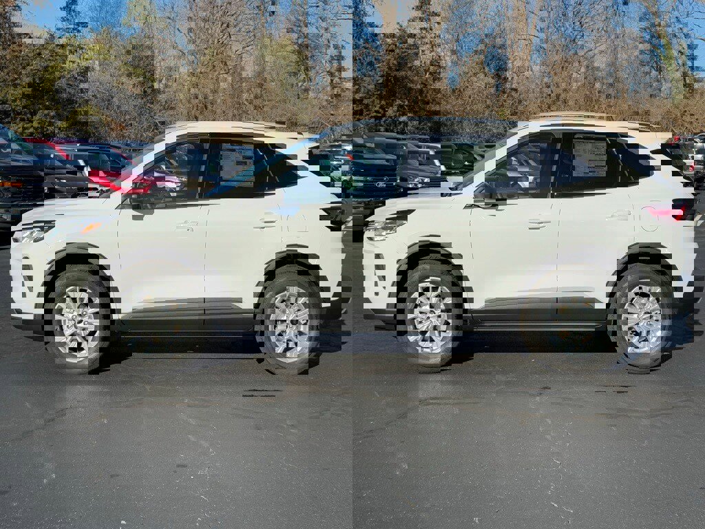 New 2025 Ford Escape Active w/ Tech Pack #1 image 3