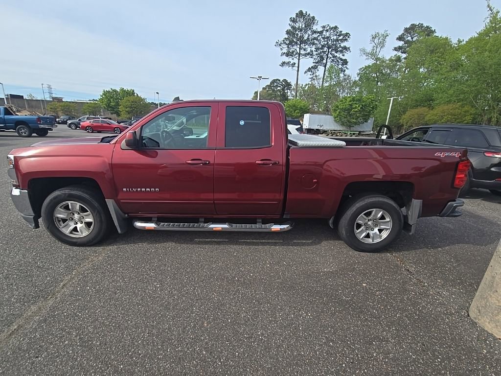 Used 2017 Chevrolet Silverado 1500 LT w/ All Star Edition image 8
