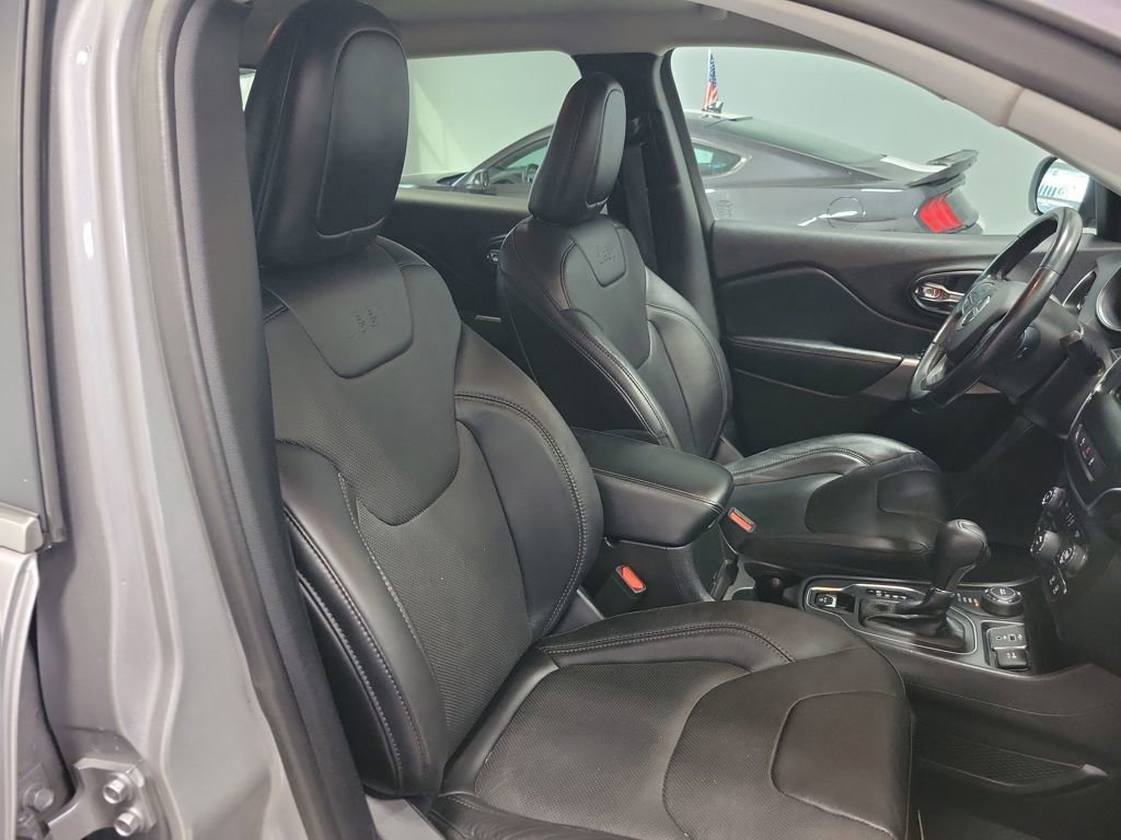 Used 2021 Jeep Cherokee Latitude Lux image 26