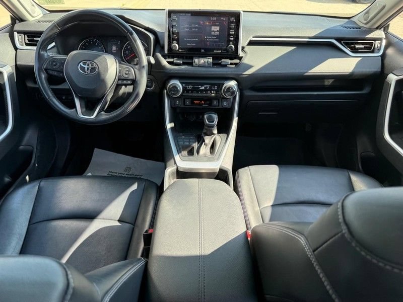 Used 2020 Toyota RAV4 XLE Premium AWD/4WD image 13