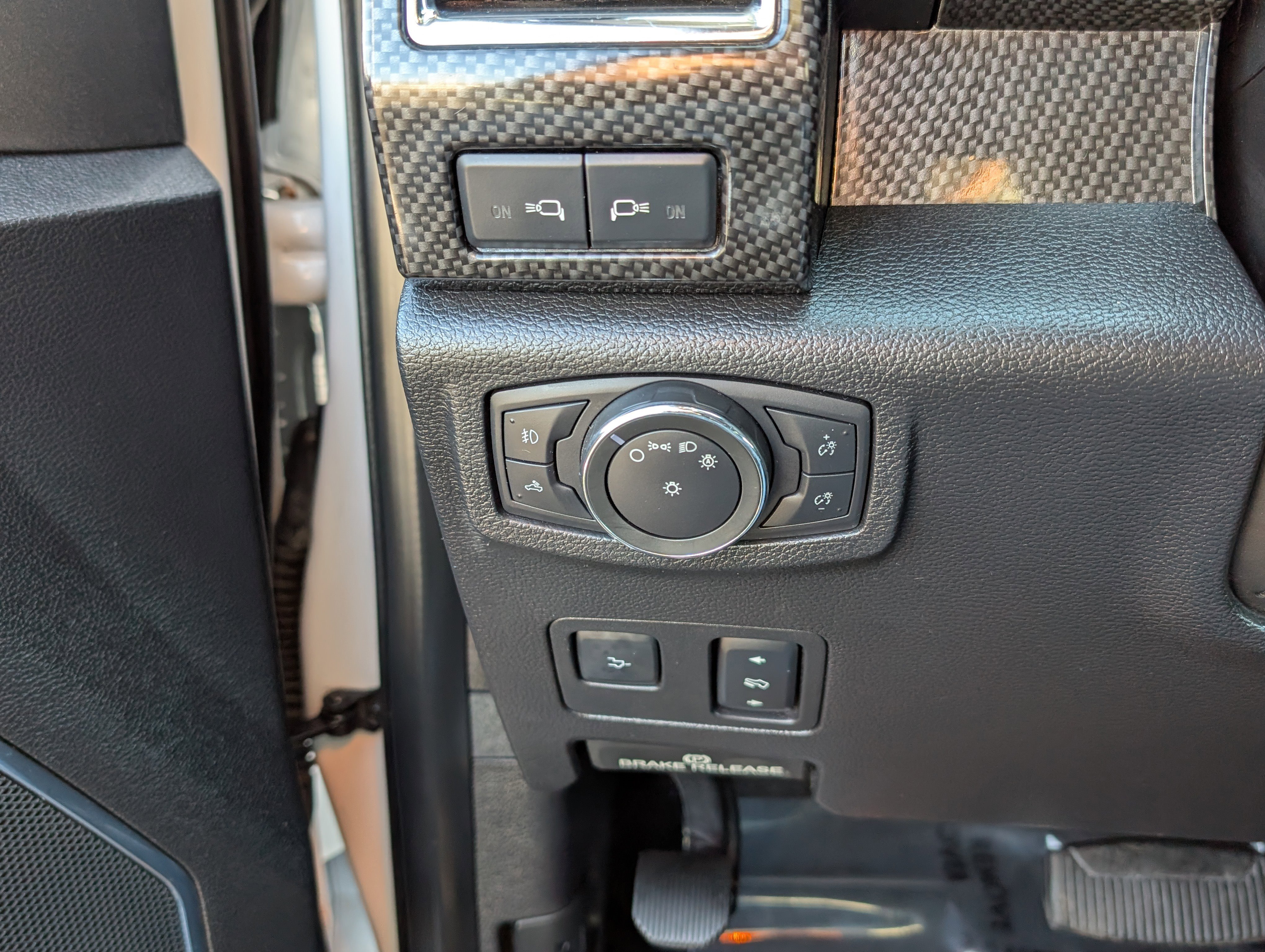 Used 2017 Ford F250 Lariat w/ Lariat Ultimate Package image 21