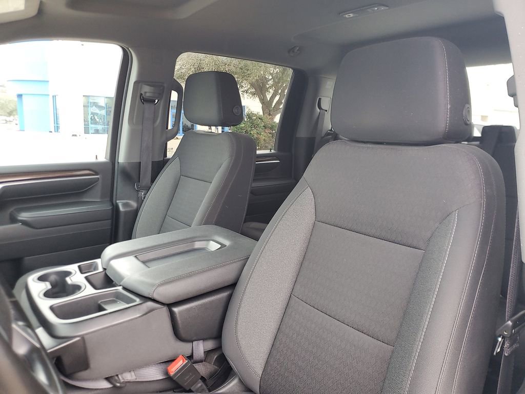 Used 2024 Chevrolet Silverado 2500 LT image 4