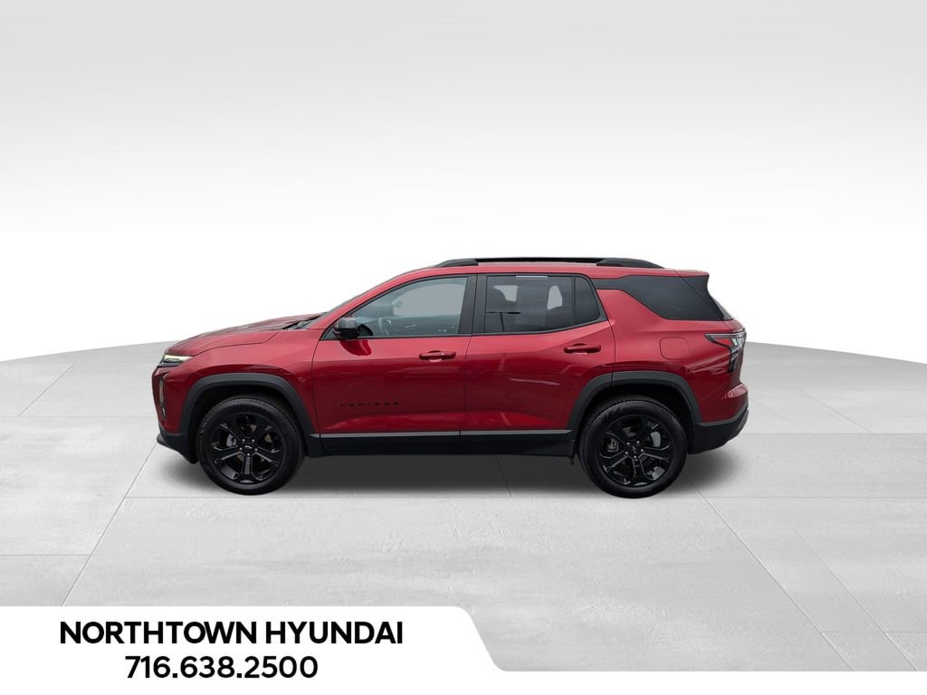 Used 2025 Chevrolet Equinox LT w/ Convenience Package II image 2