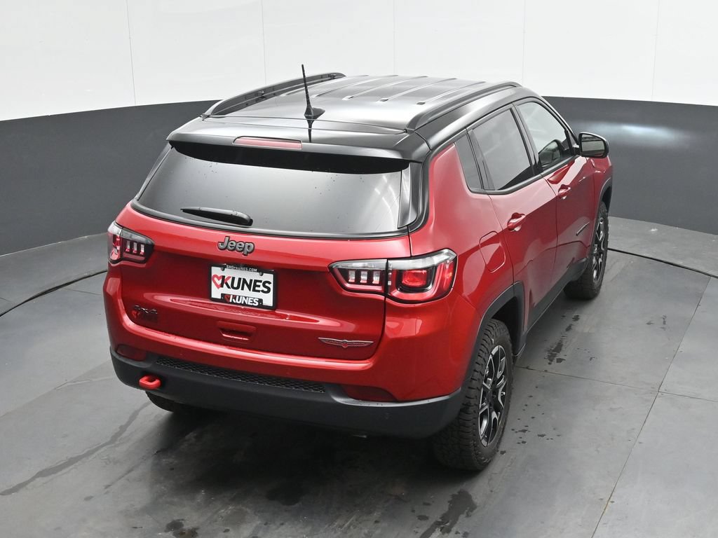 New 2026 Jeep Compass Trailhawk AWD/4WD image 31