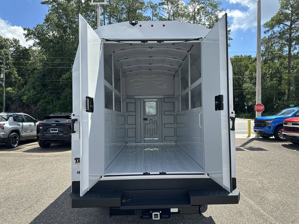 New 2025 Chevrolet Express 3500 w/ Power Convenience Package image 23