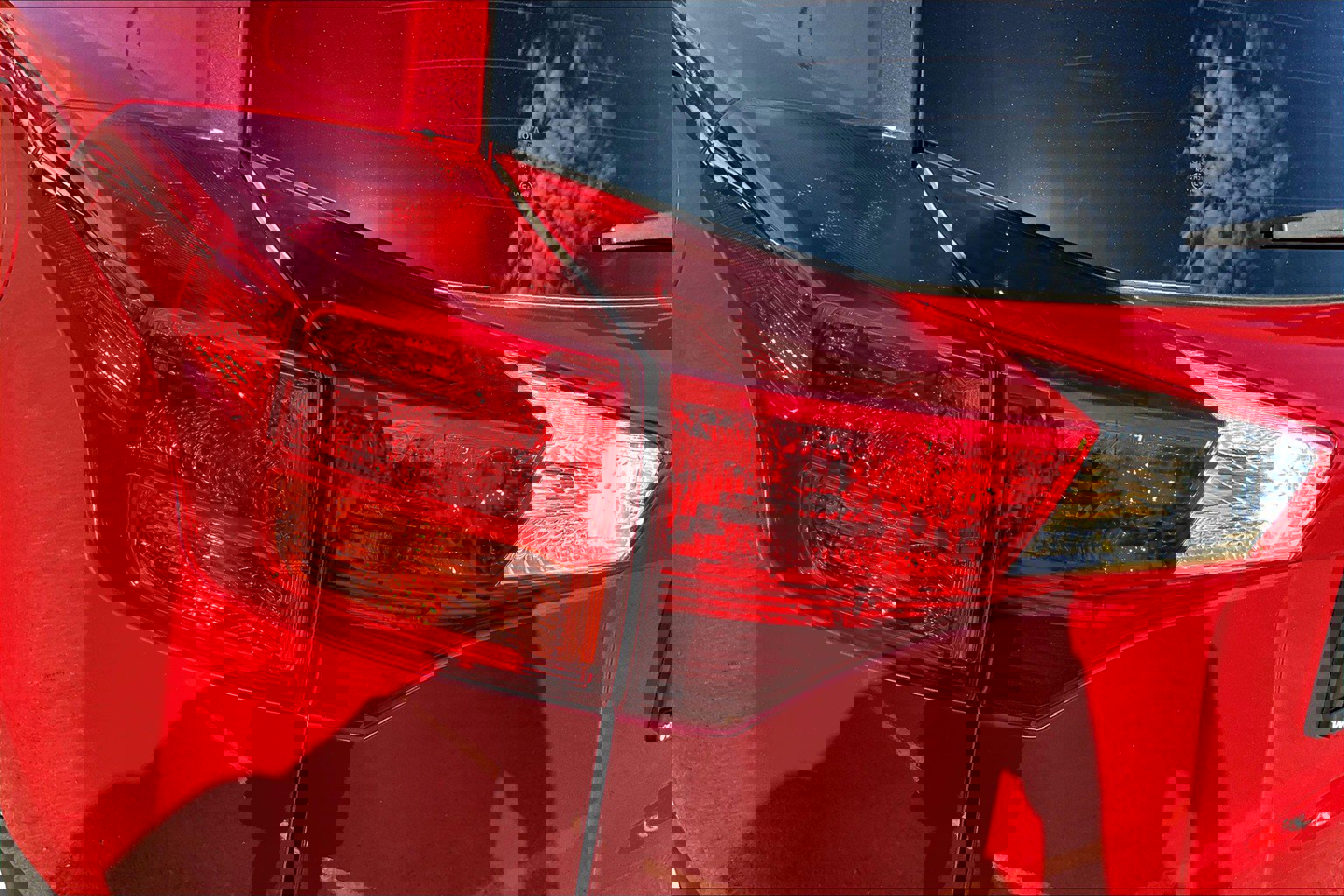 Used 2015 Toyota RAV4 LE image 28