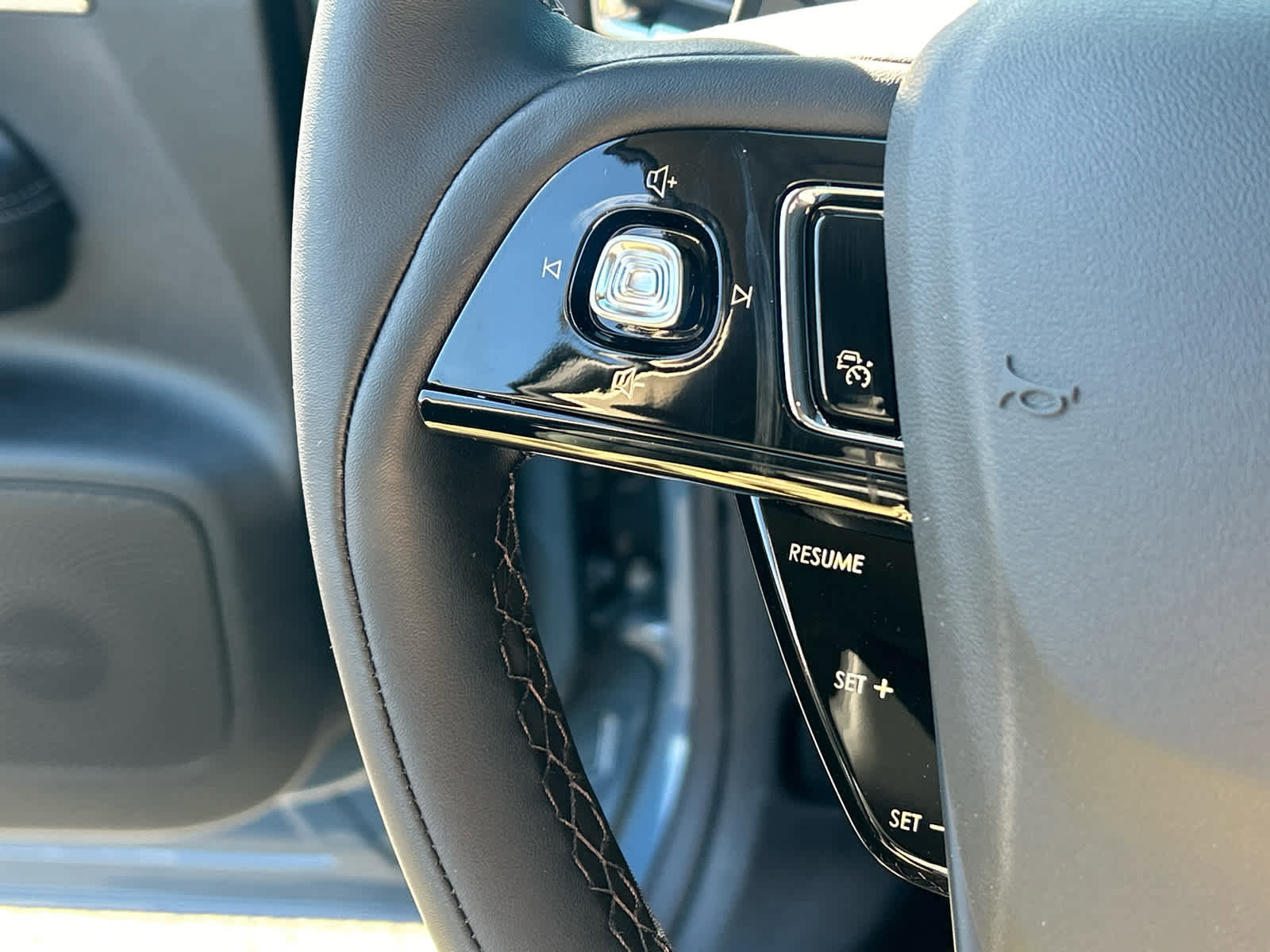 New 2026 Lincoln Corsair Premiere image 25