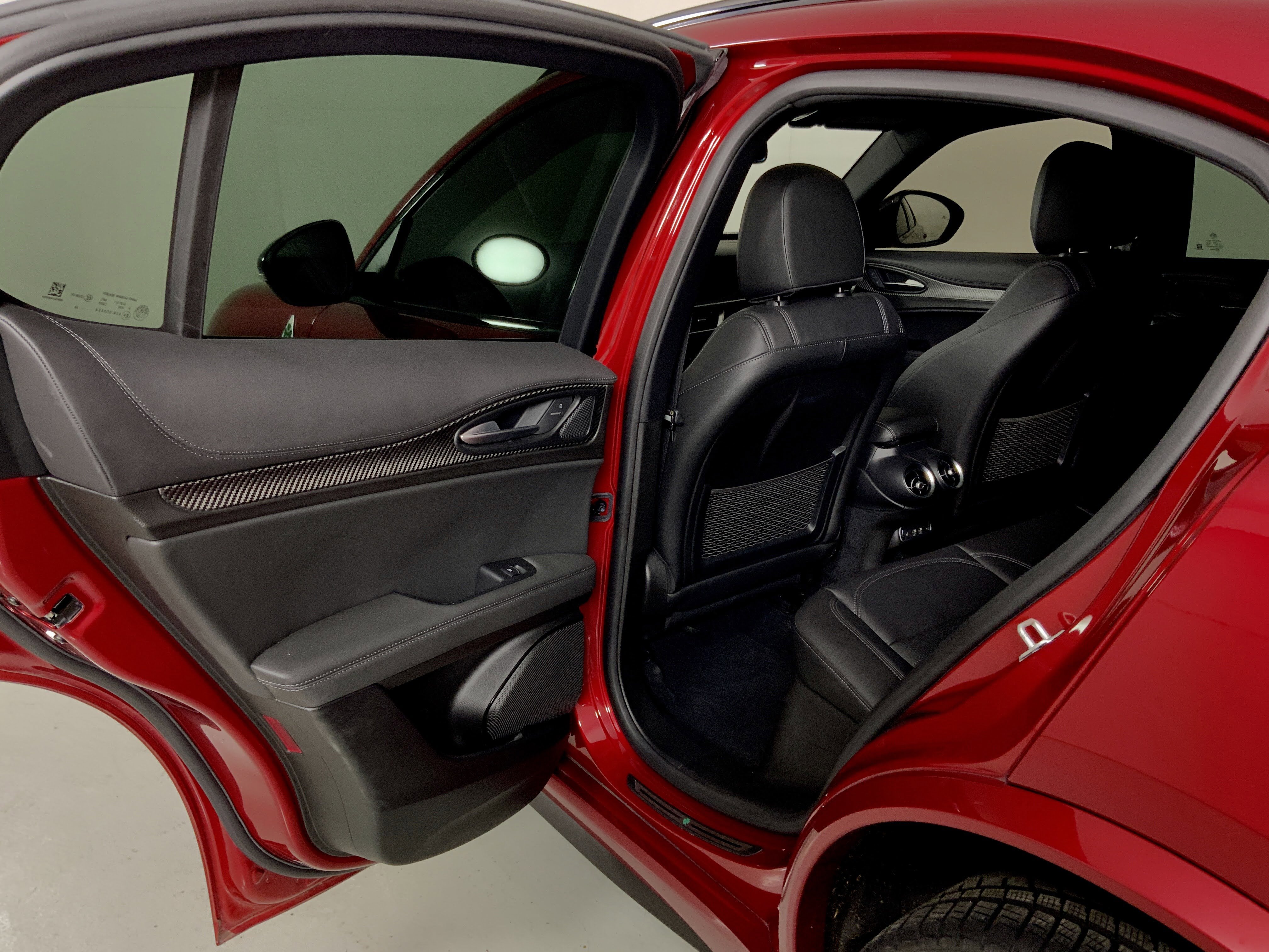 Used 2024 Alfa Romeo Stelvio Quadrifoglio w/ Active Assist Plus Package image 37