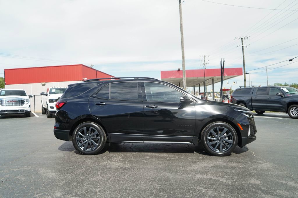 Used 2024 Chevrolet Equinox RS w/ RS Leather Package FWD image 2