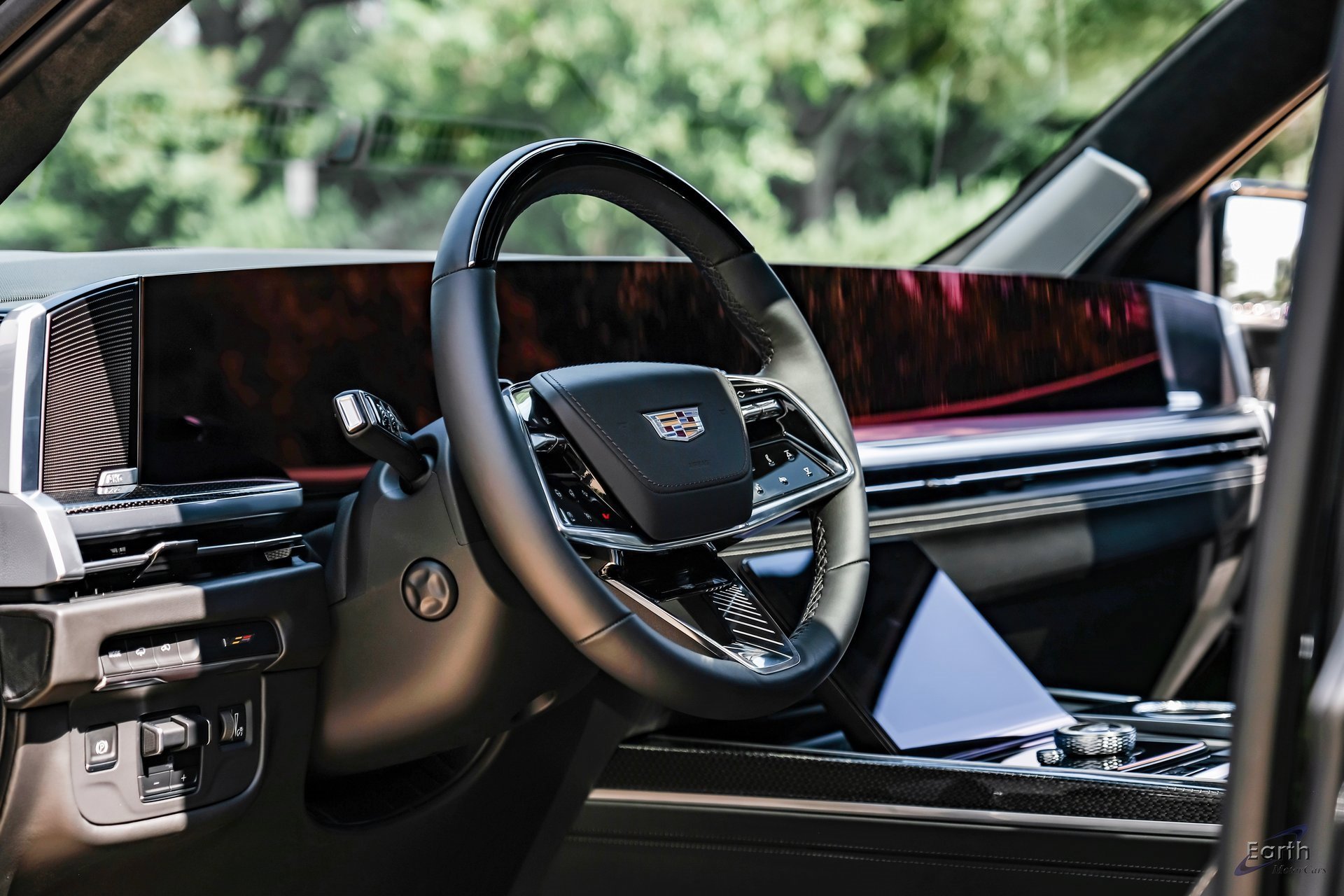 Used 2025 Cadillac Escalade V image 41