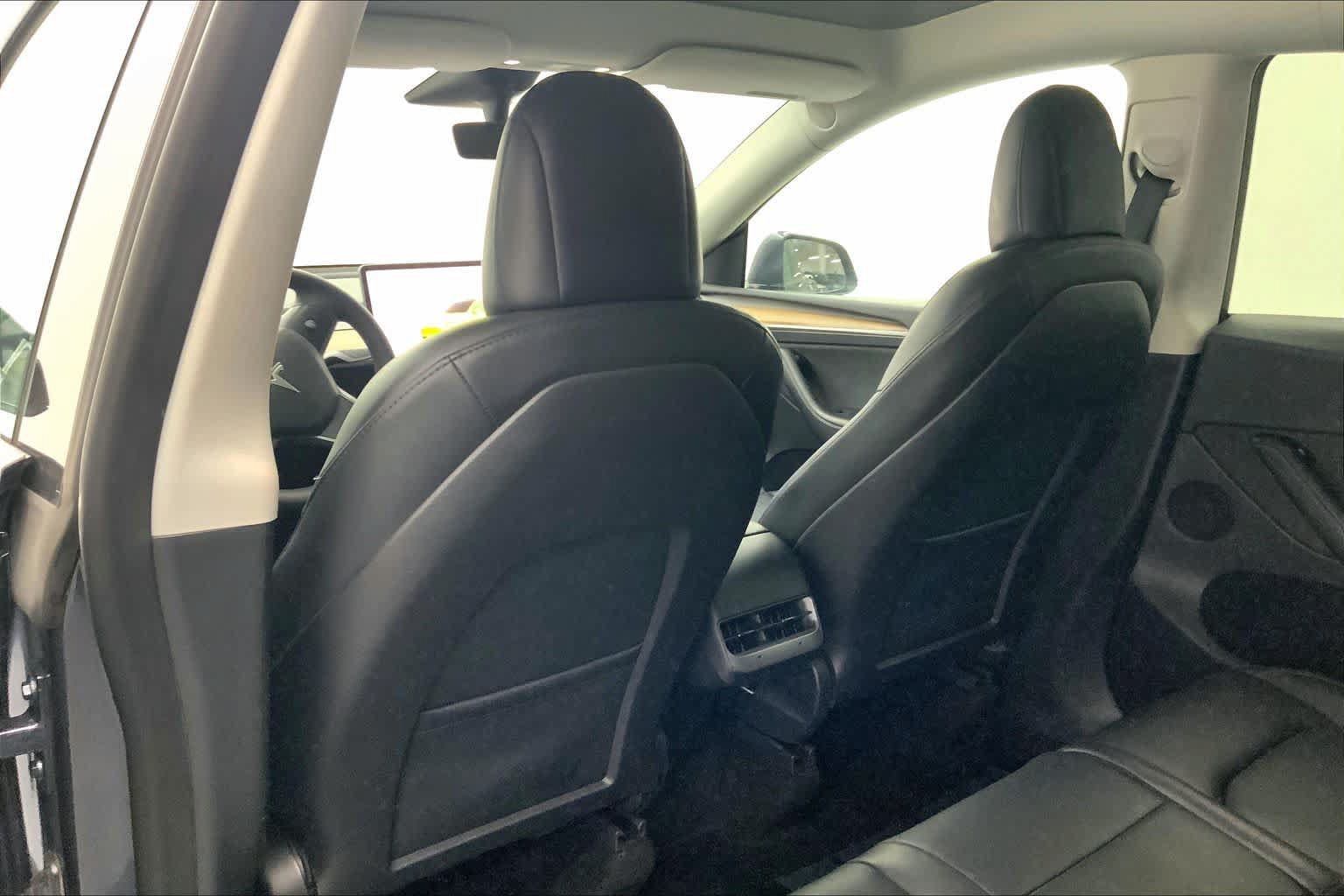Used 2023 Tesla Model Y Long Range AWD/4WD image 15