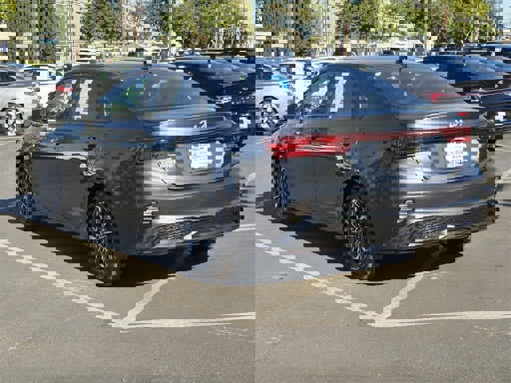 Used 2024 Kia Forte LXS image 4