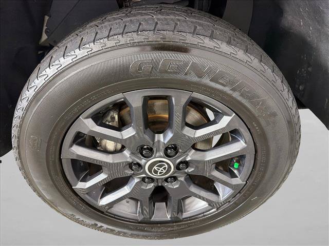 Used 2024 Toyota Tundra Platinum AWD/4WD image 13