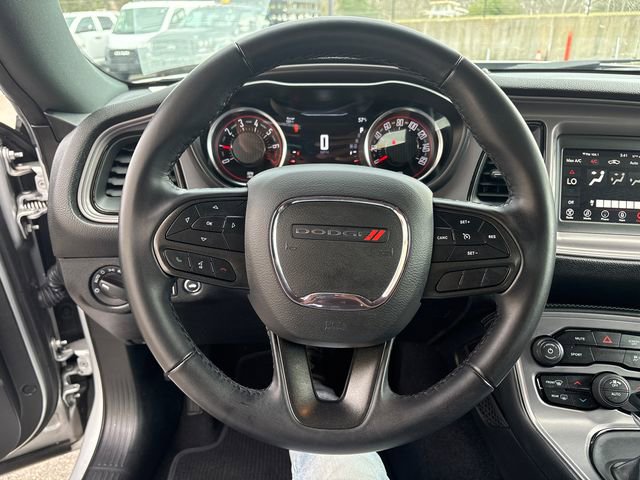 Used 2023 Dodge Challenger SXT image 22