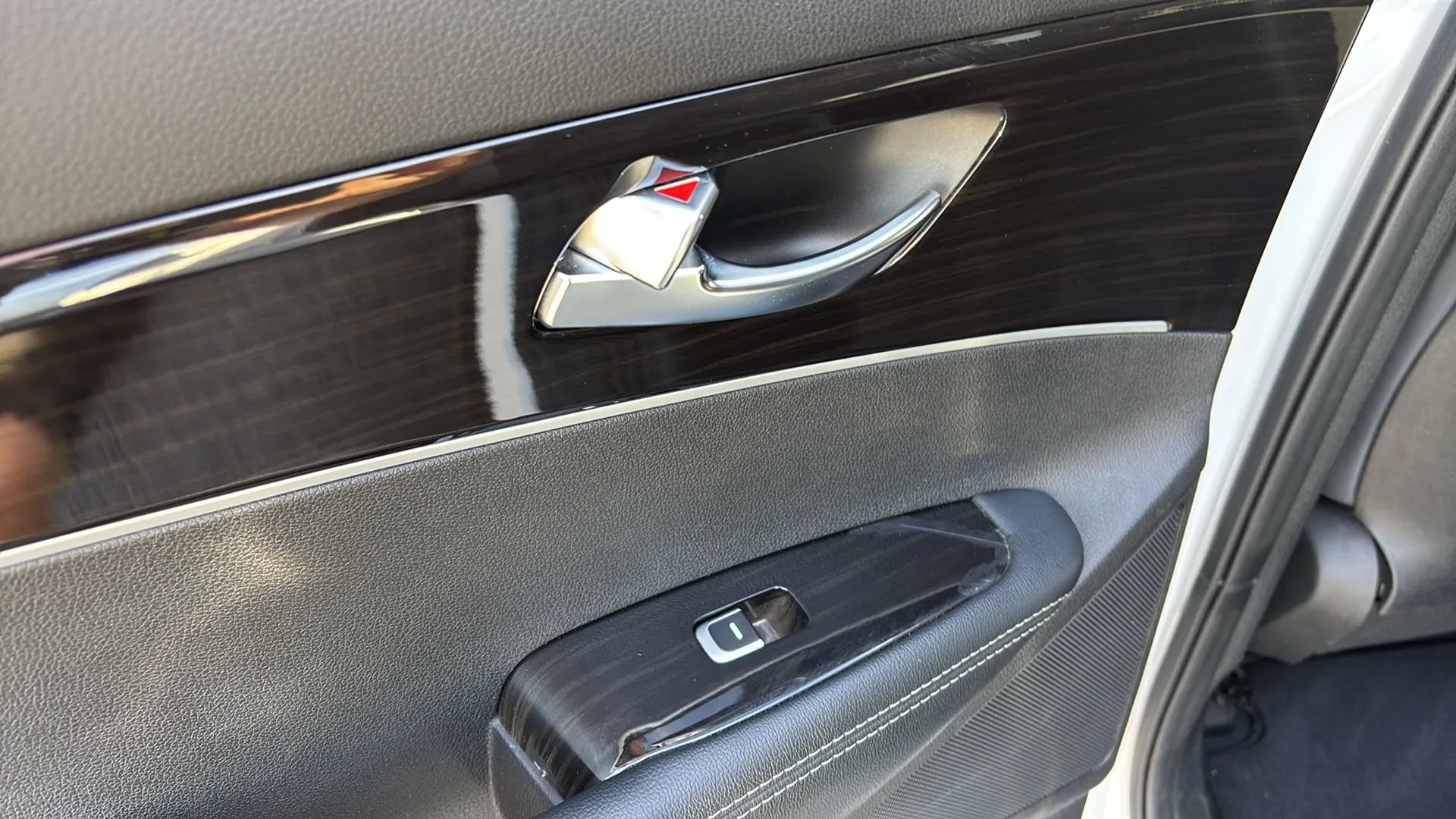 Used 2020 Kia Sorento L FWD image 31