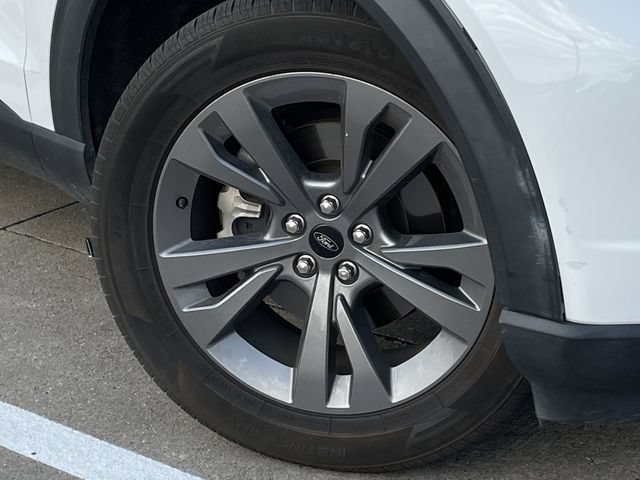 Used 2021 Ford Explorer XLT w/ Equipment Group 202A RWD image 9