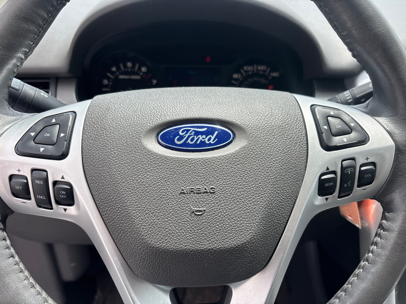 Used 2013 Ford Edge SEL FWD image 16